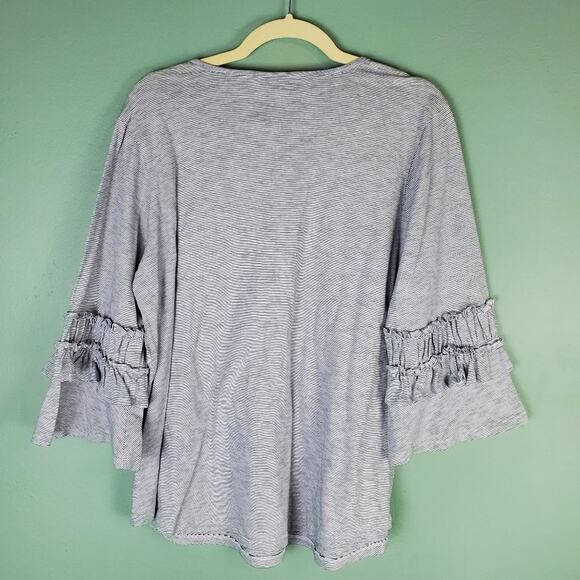 Bleu Bayou Gray Boho Embroidered Ruffle Tassel Top Size Medium - Picture 2 of 7